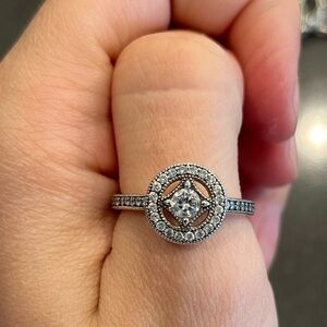 Retired Vintage Allure Pandora Ring Size 54 (7)